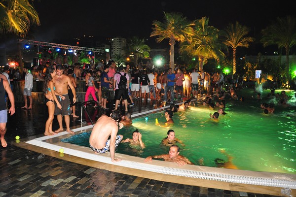 Foam Party Wet Night 2 - Part 1